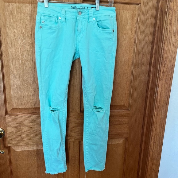 Meet your Posher, Bertha great! Deals on bundles!! - Picture 12 of 15